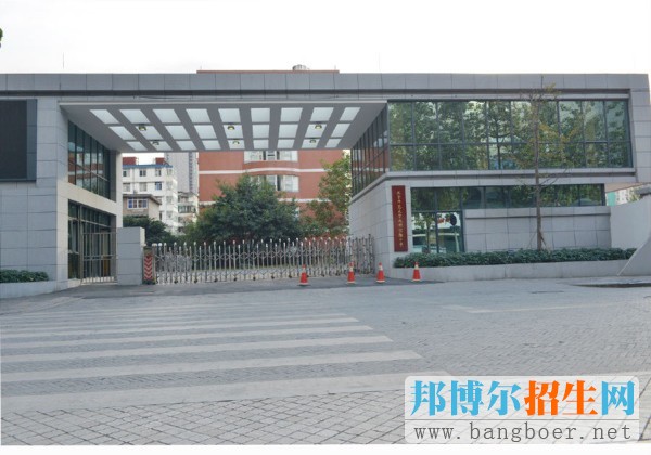 沒考上高中可以讀高中嗎？