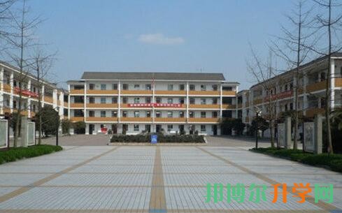 郫縣哪所學(xué)校可以收沒考起的學(xué)生