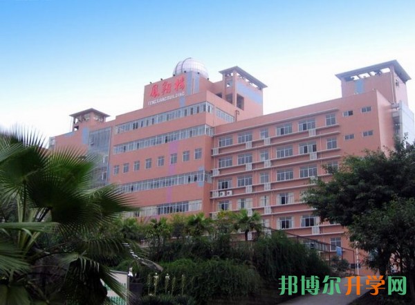 重慶有哪所學(xué)?？梢允諞]考起的學(xué)生