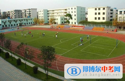 成都市君平街中學2022年學費、收費多少