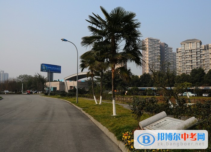 成都七中實驗學校2022年學費、收費多少