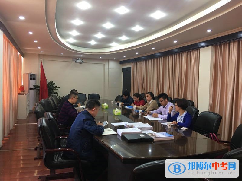 新都區政府督學到成都市實驗三原外語學校開展督導工作