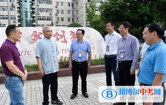 董事長、校長黃光成：做實常規突破重點促特色品牌 修身為本穩抓升學做品質教育
