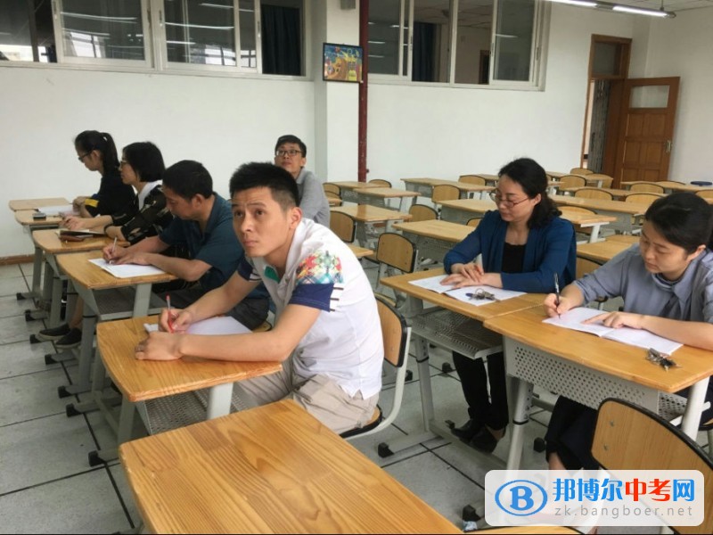 成都市第八中學積極做好高二“零診”考試準備工作