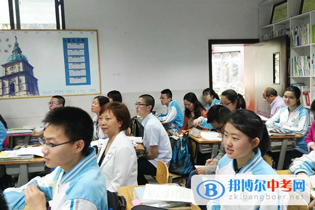 英語教研組開展高新區未來名師區級研究課基地?；顒? width=