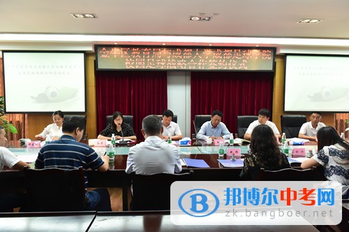 區教育局與成都大學成都足球學院簽訂合作框架協議