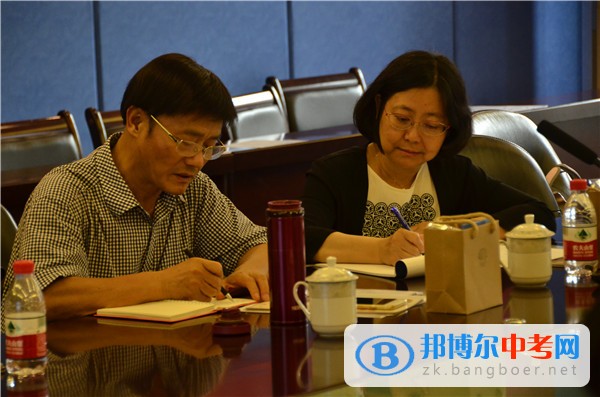 成都市媒介素養教育研討會在成都七中萬達學校召開