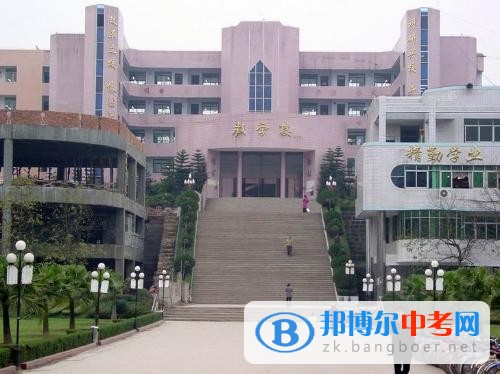 四川省安岳中學2022年招生計劃