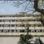 四川省開江縣講治中學