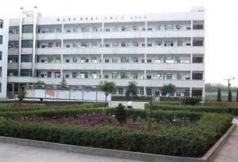 遂寧市市中區西眉中學