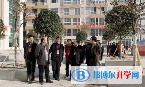 巴中市巴州區(qū)第六中學2022年招生辦聯系電話