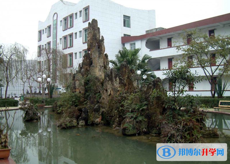 四川省宜賓市江安中學地址在哪里