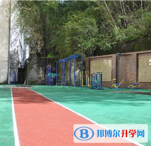 馬爾康中學校怎么樣、好嗎