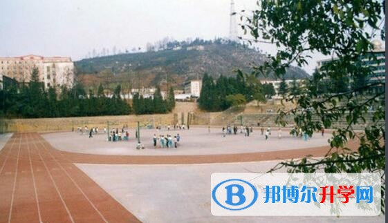 六盤水市第一實驗中學怎么樣、好嗎