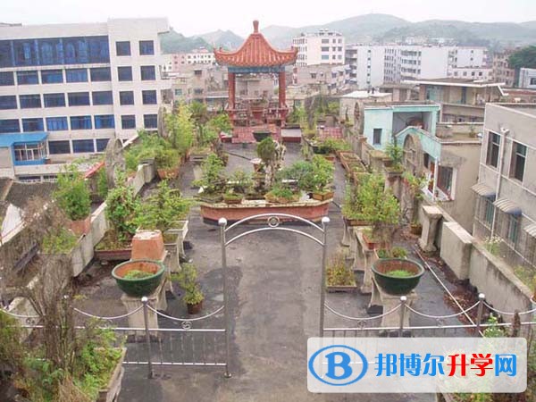 黔西縣第二中學2018年招生計劃