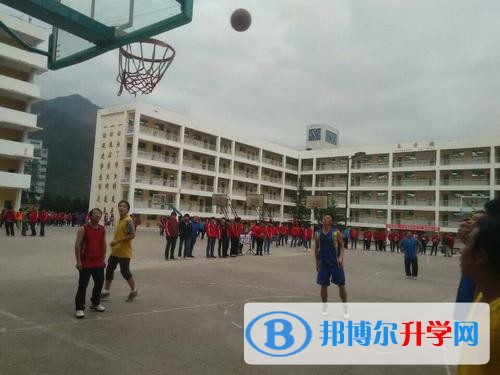 彝良縣第一中學招生代碼