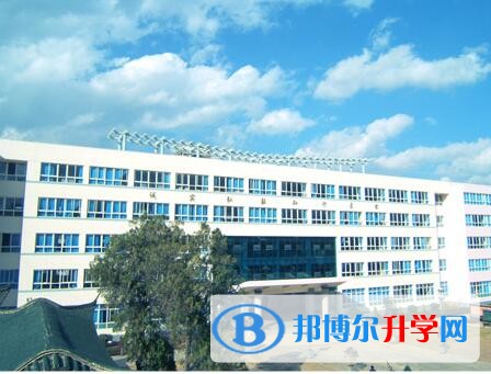 祥云縣第一中學招生辦聯系電話