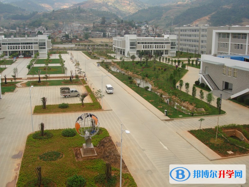 云南省臨滄市第一中學(xué)招生辦聯(lián)系電話(huà)