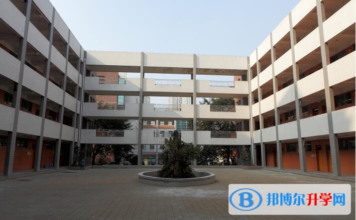 重慶市南坪中學校地址在哪里