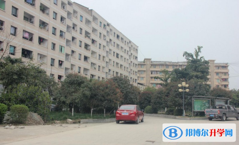 墊江第五中學校地址在哪里