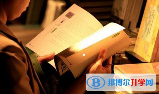 成都中考沒考上可以復讀嗎