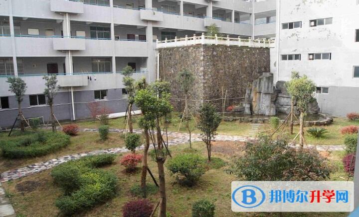 劍河民族中學(xué)招生辦聯(lián)系電話
