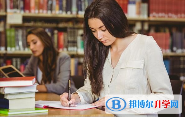 云南中考200多的哪些學(xué)校要