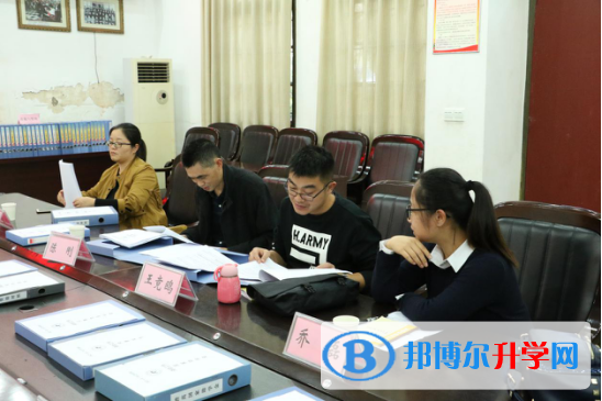 內江一中學生資助工作獲市交叉檢查組點贊