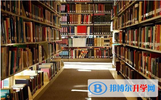 云南二類學校中考