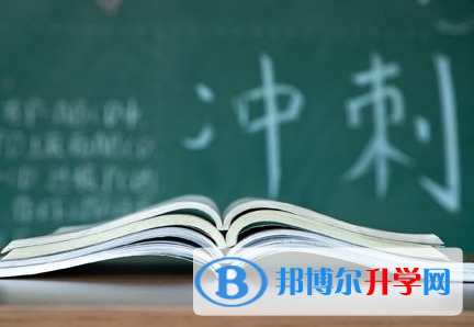昆明中考生落榜后可不可以選擇復讀