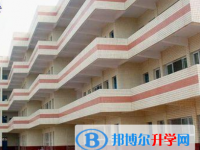 平昌云臺中學2025年招生辦聯系電話