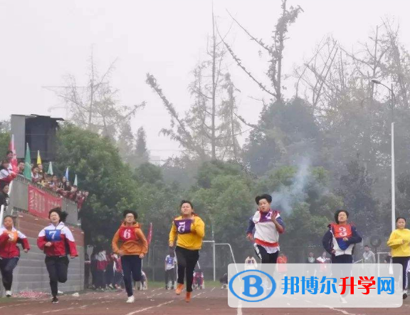 都江堰虹口中學2022年報名條件、招生要求、招生對象