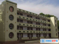 四川拖覺中學2025年招生辦聯系電話