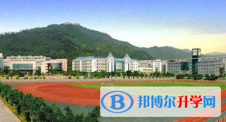 貴陽美加國際學校2023年學費、收費多少