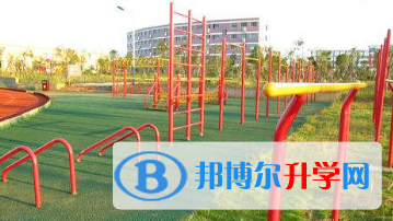 華中東典國際學(xué)校2023年學(xué)費、收費多少