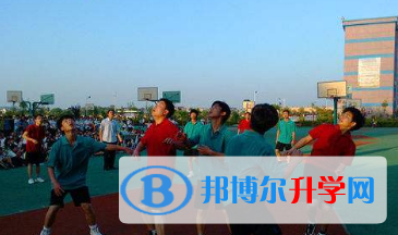 華中東典國際學校2023年報名條件、招生要求、招生對象
