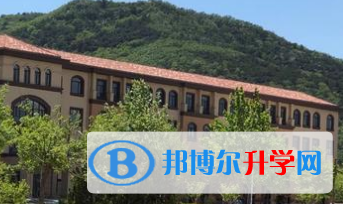 大連華美英語學校2023年招生辦聯系電話