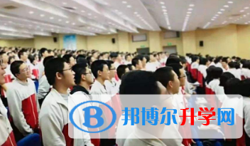秦皇島第一中學(xué)國(guó)際班2023年學(xué)費(fèi)、收費(fèi)多少