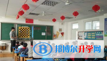 秦皇島第一中學(xué)國際班2023年報(bào)名條件、招生要求、招生對象
