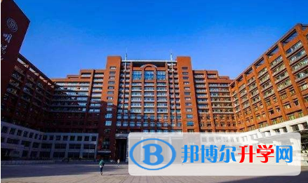 易賽思國際中學2023年學費、收費多少