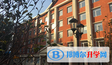北京新橋外國(guó)語(yǔ)高中學(xué)校2023年報(bào)名條件、招生要求、招生對(duì)象