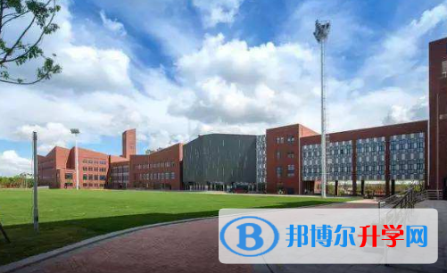 上海德威英國國際學(xué)校2023年報(bào)名條件、招生要求、招生對(duì)象