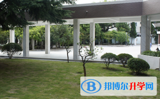 美國巴斯圖高中網(wǎng)站網(wǎng)址 