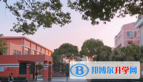 上海田家炳中學國際部2023年報名條件、招生要求、招生對象