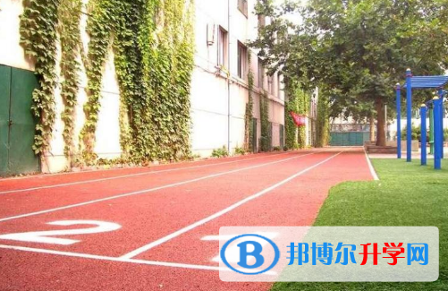 城市綠洲國(guó)際學(xué)校怎么樣、好不好
