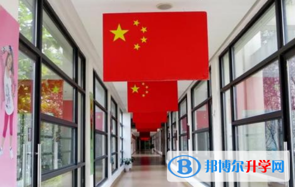 南通思德福國際學(xué)校初中部2020年招生辦聯(lián)系電話