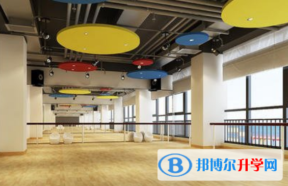 杭州國泰外語藝術學校初中部2020年學費、收費多少