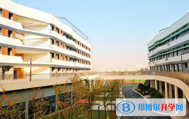 湖州帕丁頓雙語(yǔ)學(xué)校初中部2020年招生簡(jiǎn)章