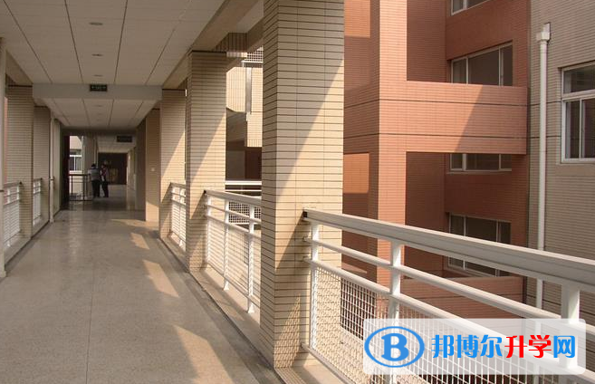 南京外國(guó)語(yǔ)學(xué)校2020年報(bào)名條件、招生要求、招生對(duì)象