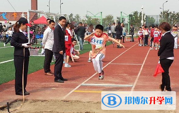 常熟國際學校小學部網站網址 